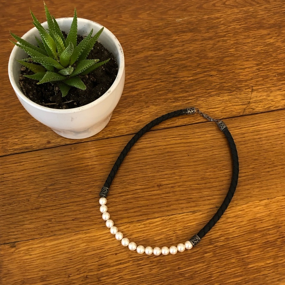 Fake Pearl Braided Necklace - Picture 2 of 3